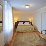 Patriot Penzion 3*